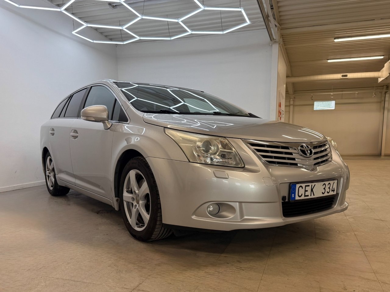 Toyota Avensis 2009, bild 4/10