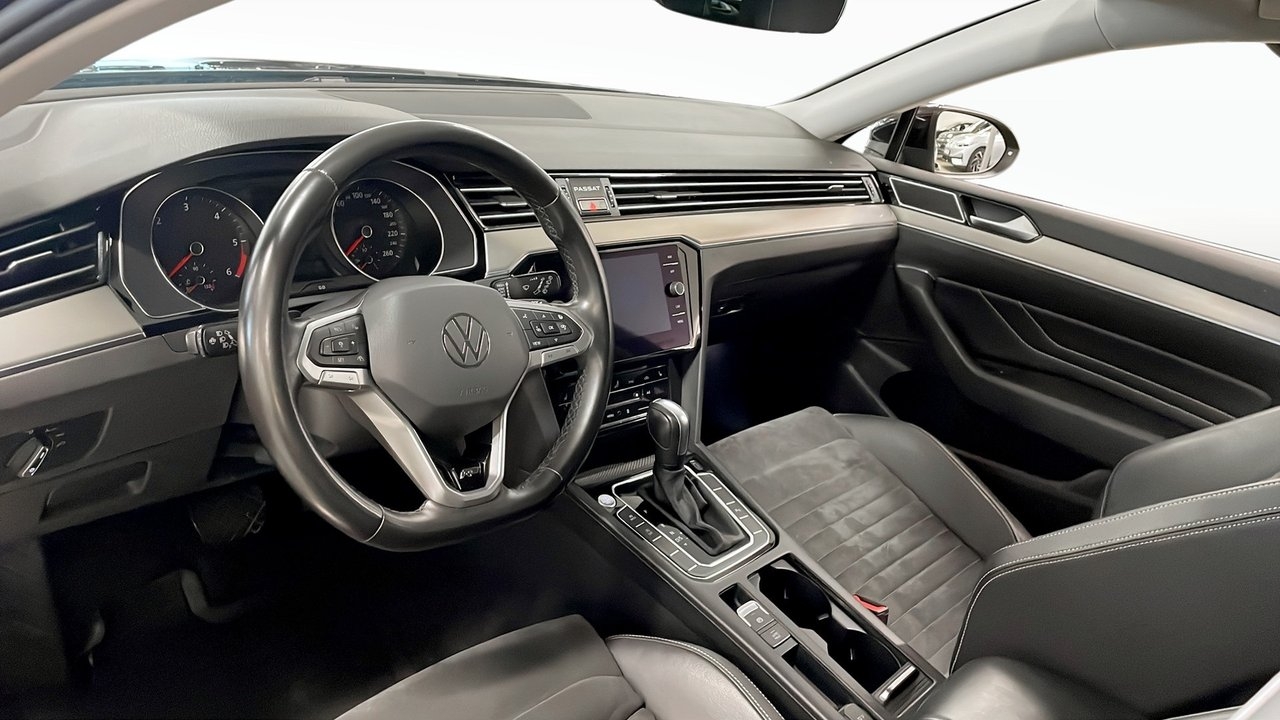 Volkswagen Passat 2021, bild 7/14