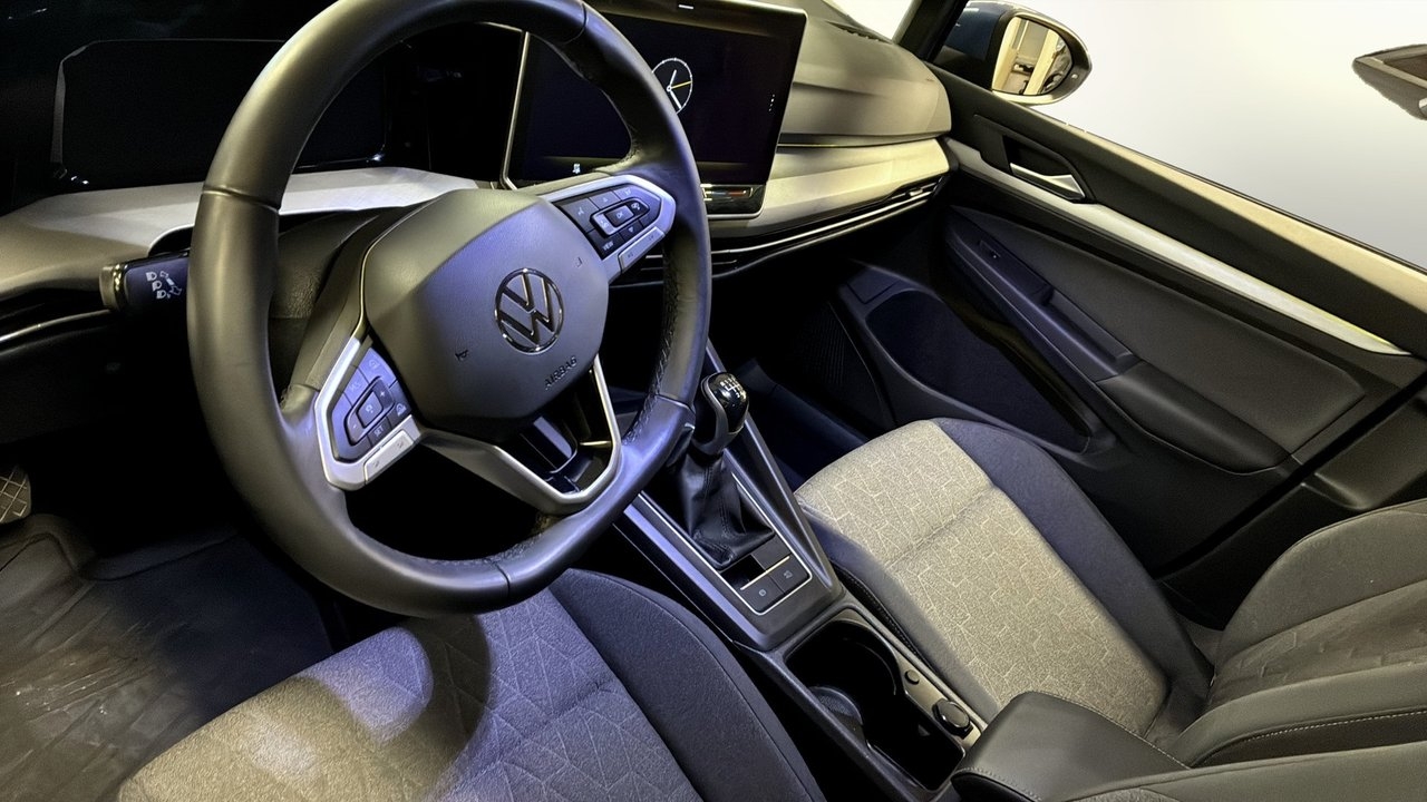 Volkswagen Golf 2025, bild 7/10