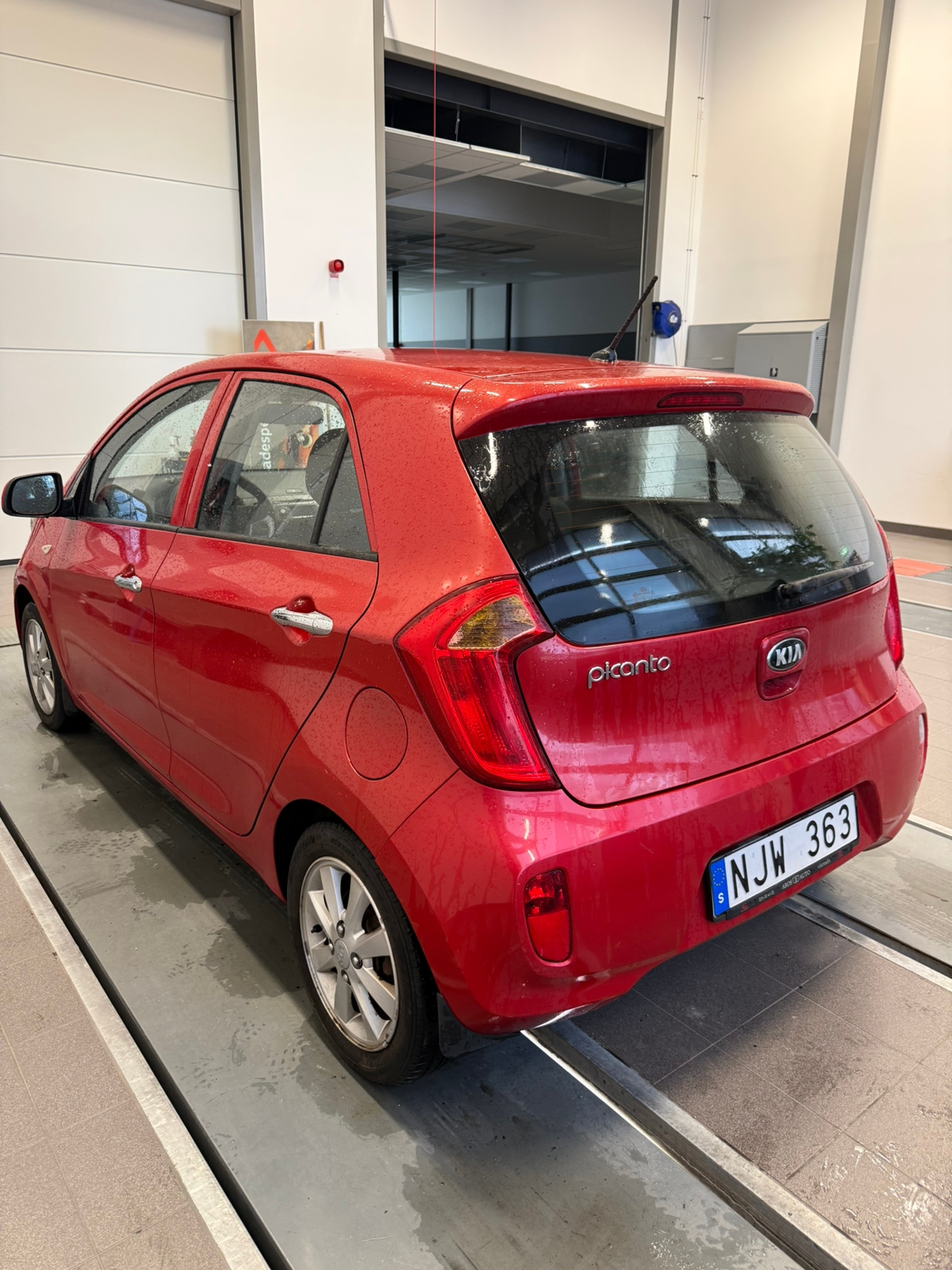 Kia Picanto 5-dörrar 1.0 MPI Manuell 2013, bild 4/10