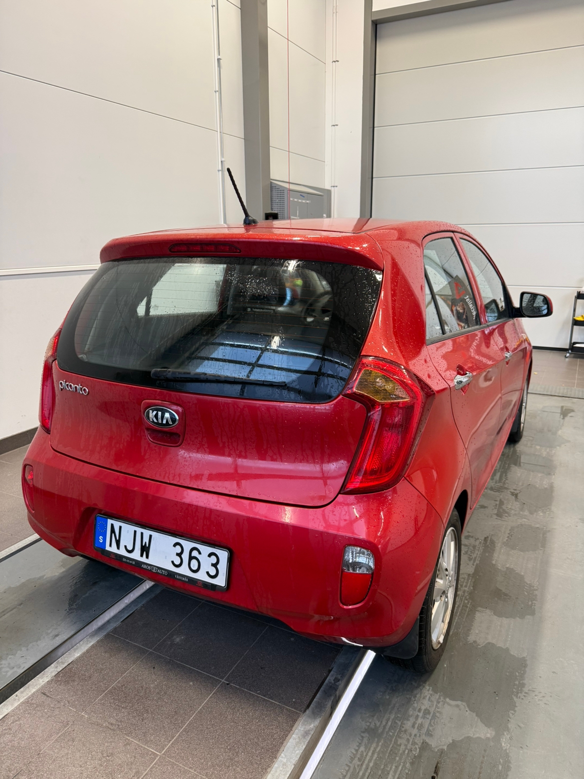 Kia Picanto 5-dörrar 1.0 MPI Manuell 2013, bild 3/10