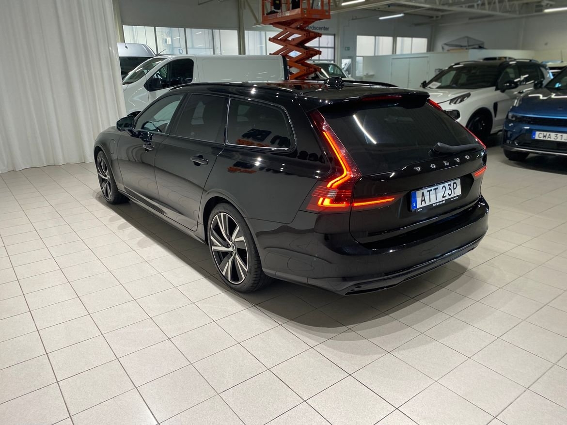 Volvo V90 Recharge T6 II R-Design 2022, bild 3/10