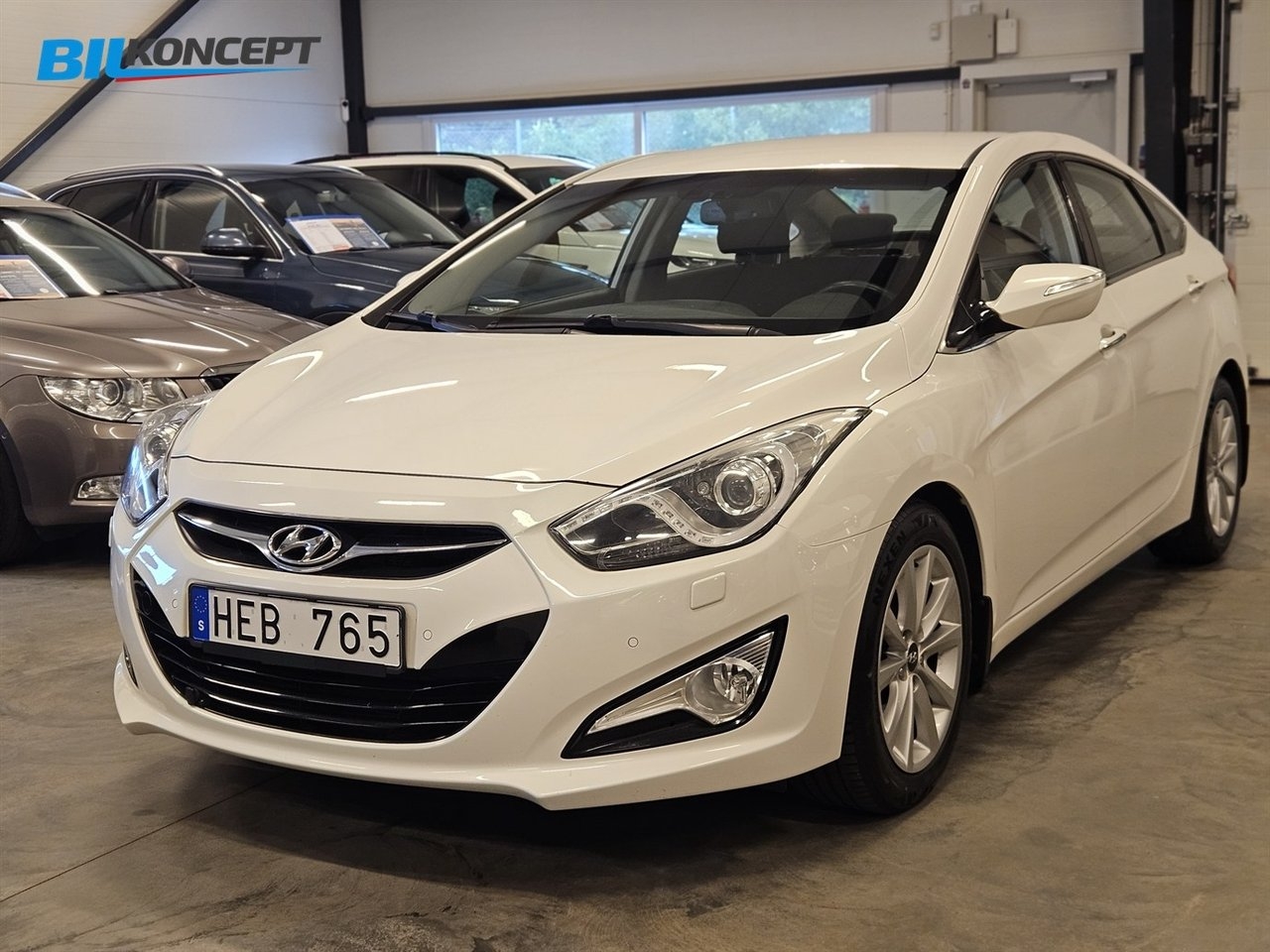 Hyundai i40 1.7 CRDi Business/Drag 2012, bild 3/10