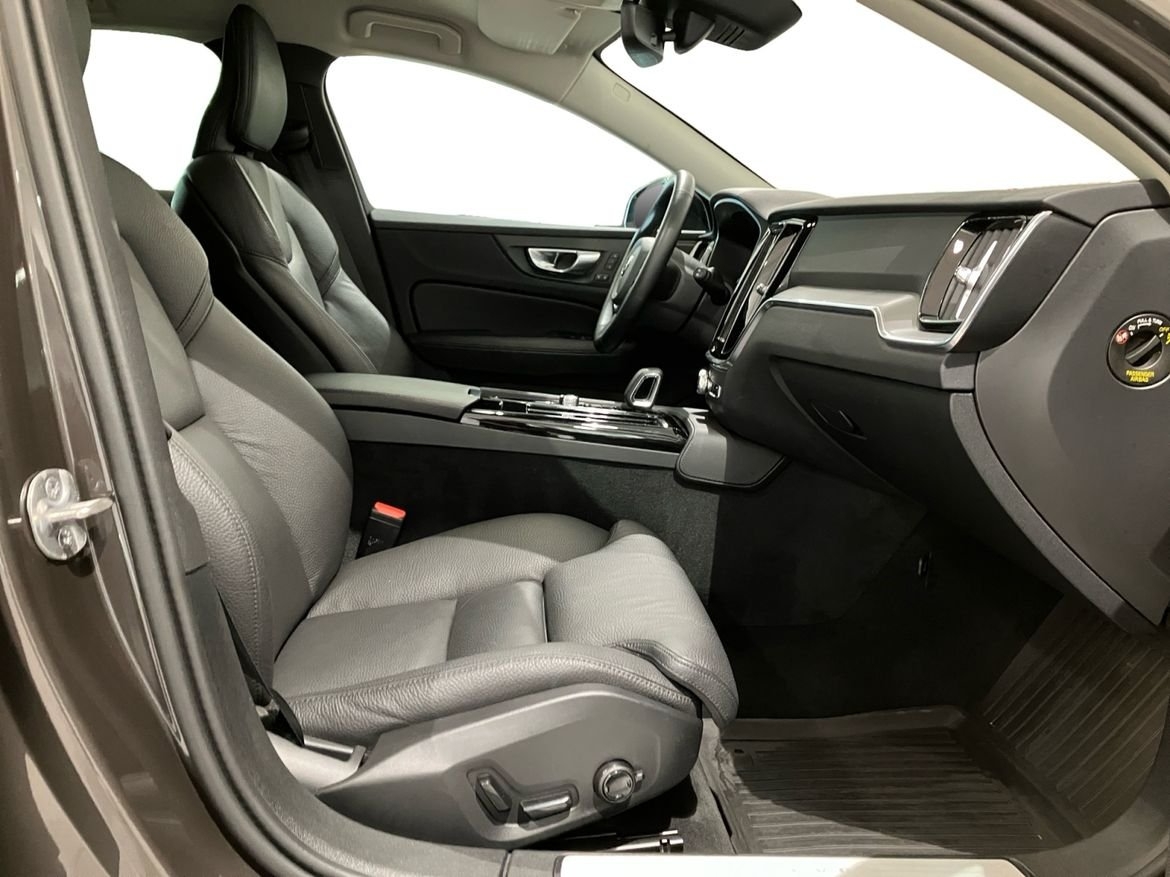 Volvo V60 T6 Plus Dark Nordic Edition 2025, kuva 5/14