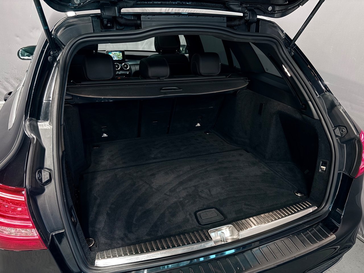 Mercedes-Benz C 2017, bild 6/10