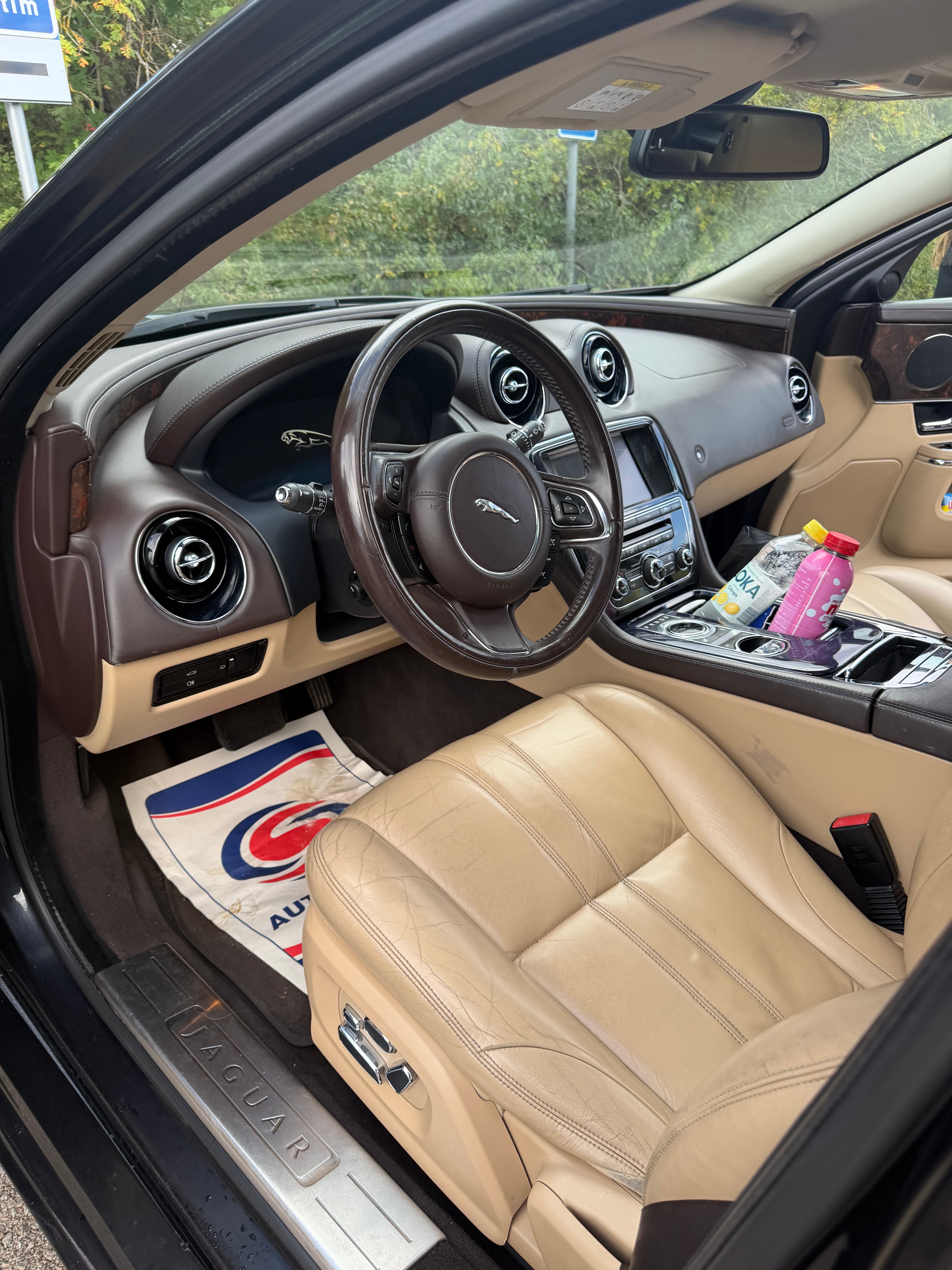 Jaguar XJ 3.0 V6 Automatisk 2012, bild 4/10