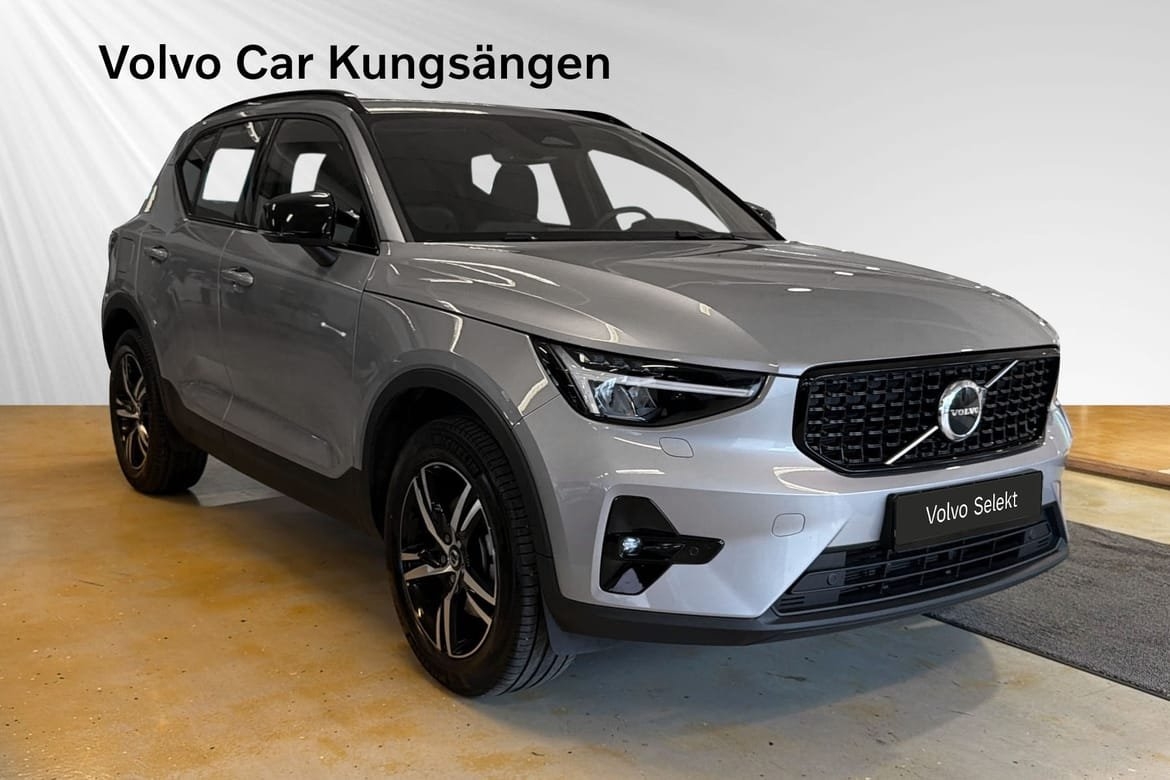 Volvo XC40 B4 FWD Bensin Plus Dark 2026, bild 6/10