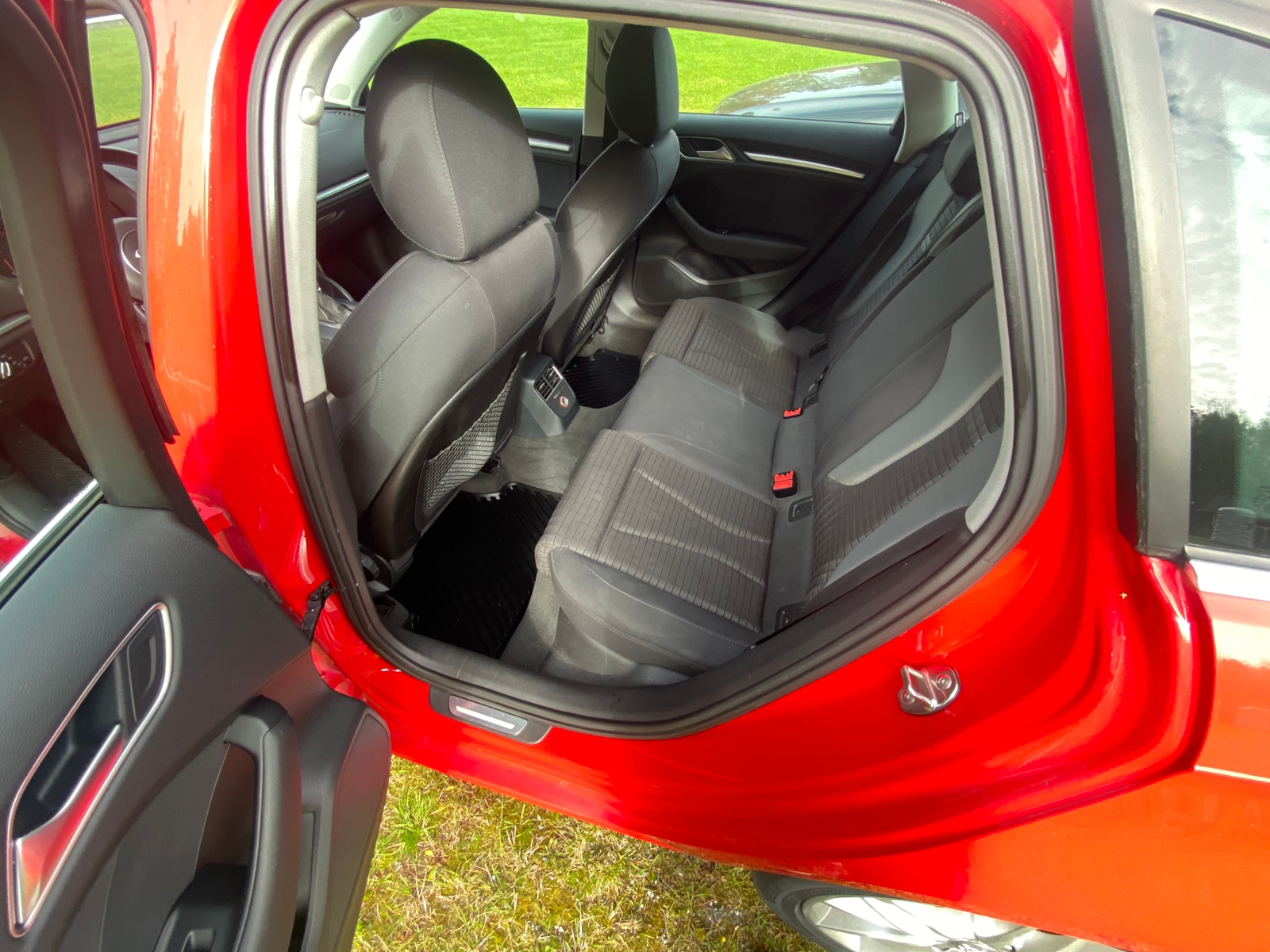 Audi A3 Sportback 2.0 TDI Manuell 2013, bild 5/6
