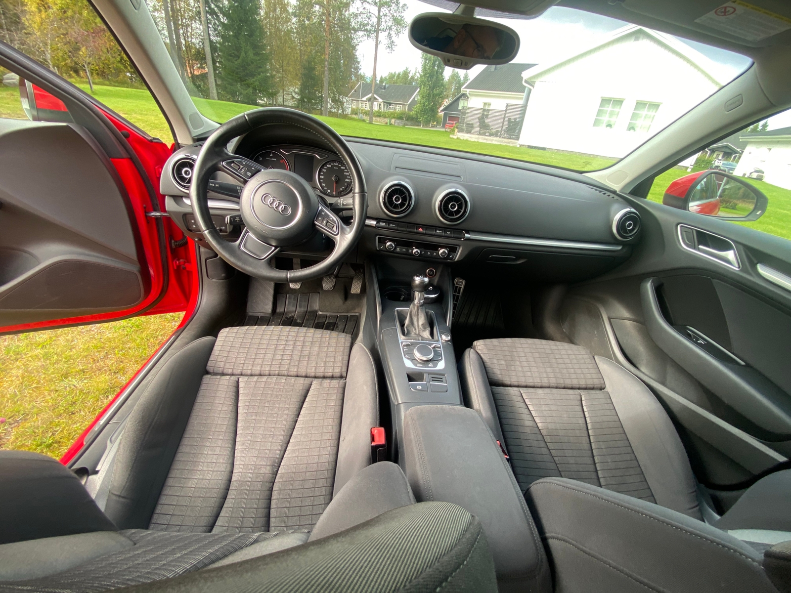 Audi A3 Sportback 2.0 TDI Manuell 2013, bild 6/6