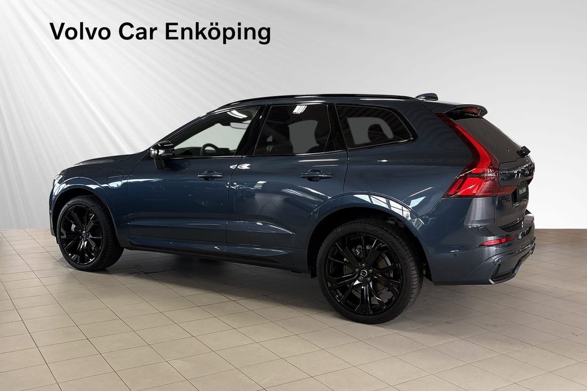 Volvo XC60 T6 Plus Black Nordic Edition 2026, bild 3/10