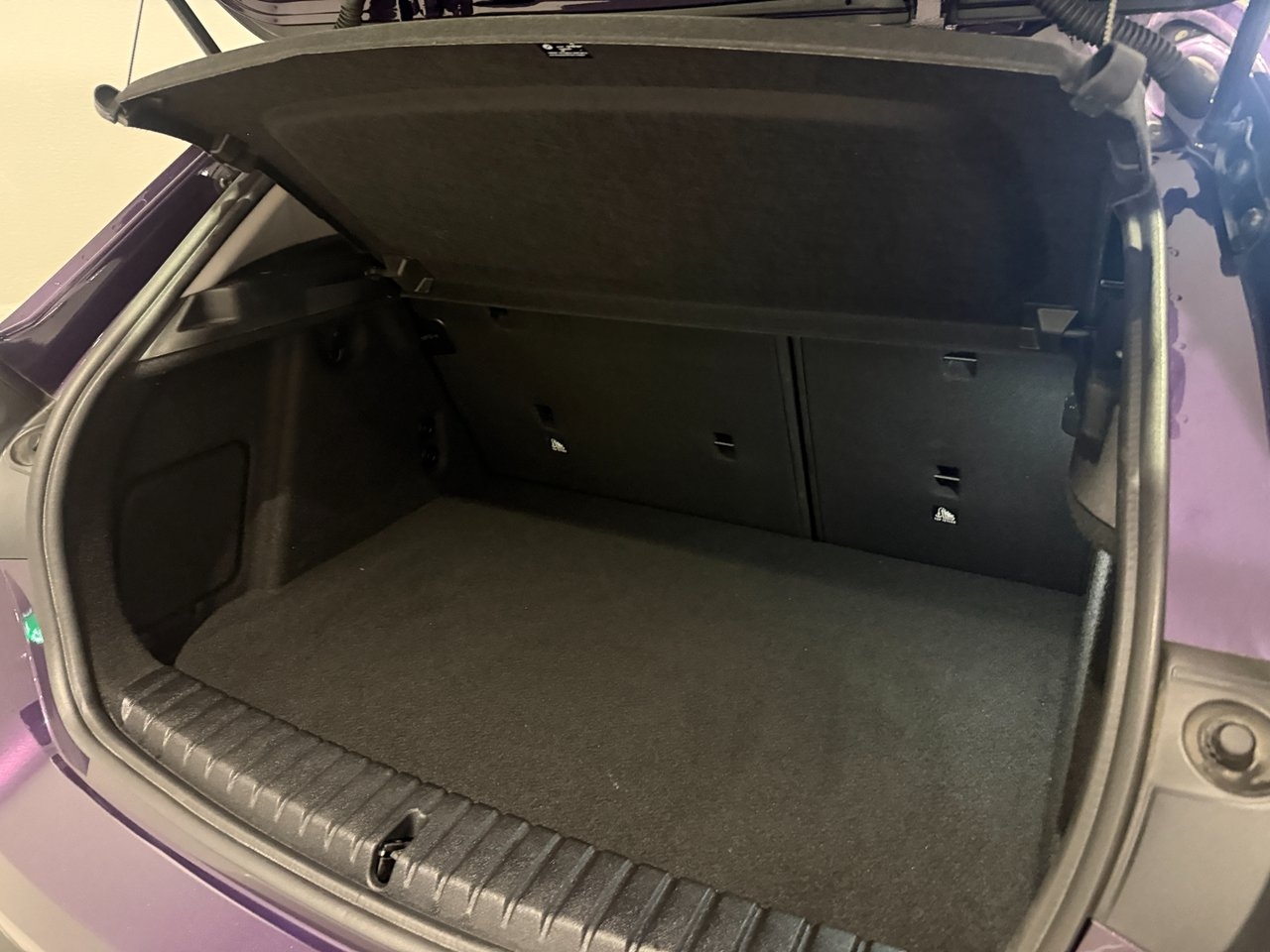 BMW 120 2026, photo 6/10