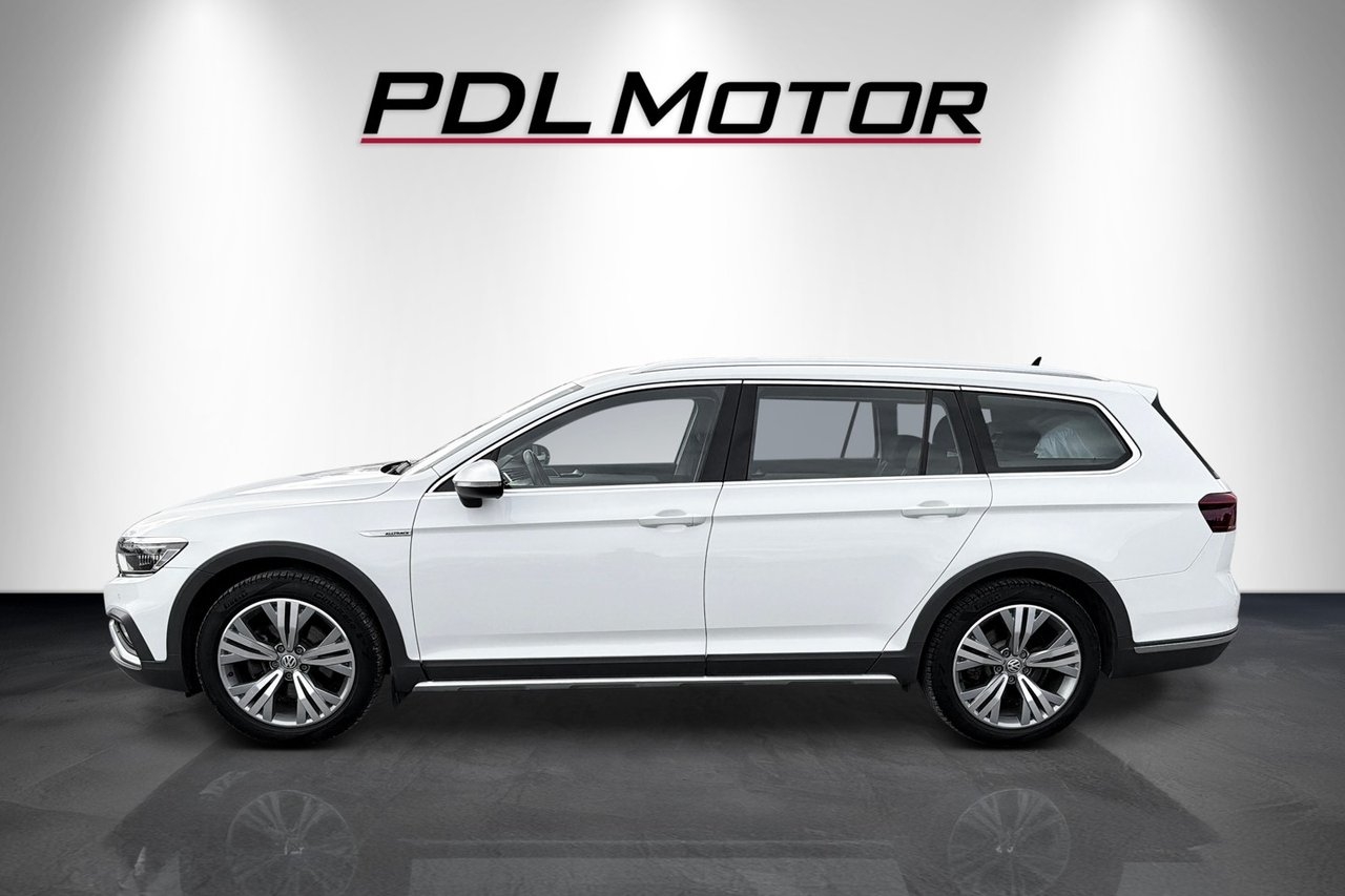 Volkswagen Passat 2020, photo 3/10