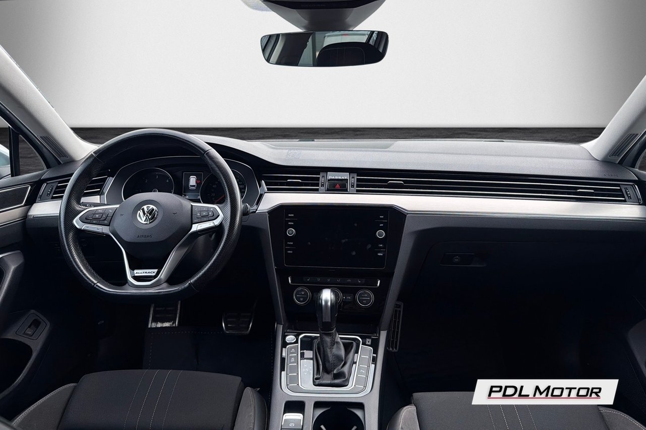 Volkswagen Passat 2020, photo 7/10