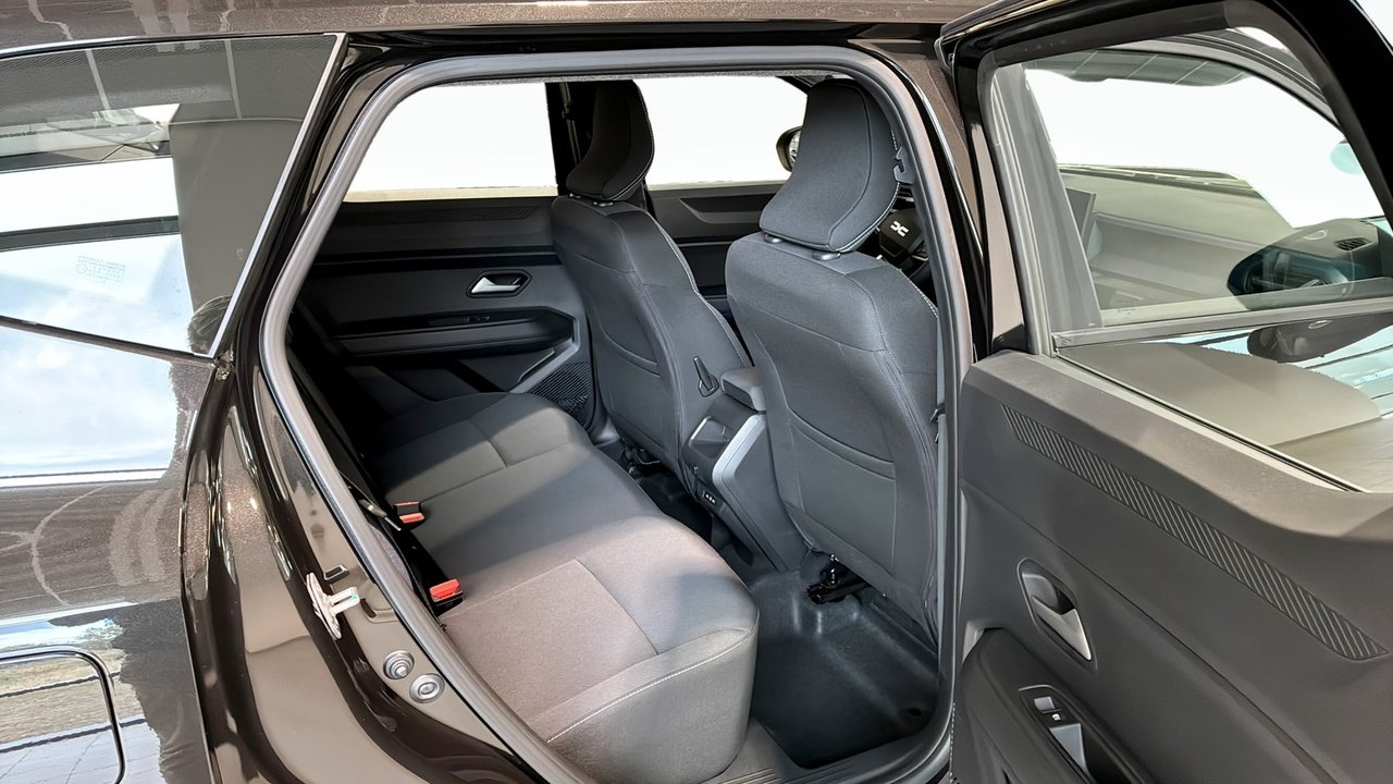 Dacia Duster EXPRESSION HYBRID 150 4X4 2026, bild 5/10