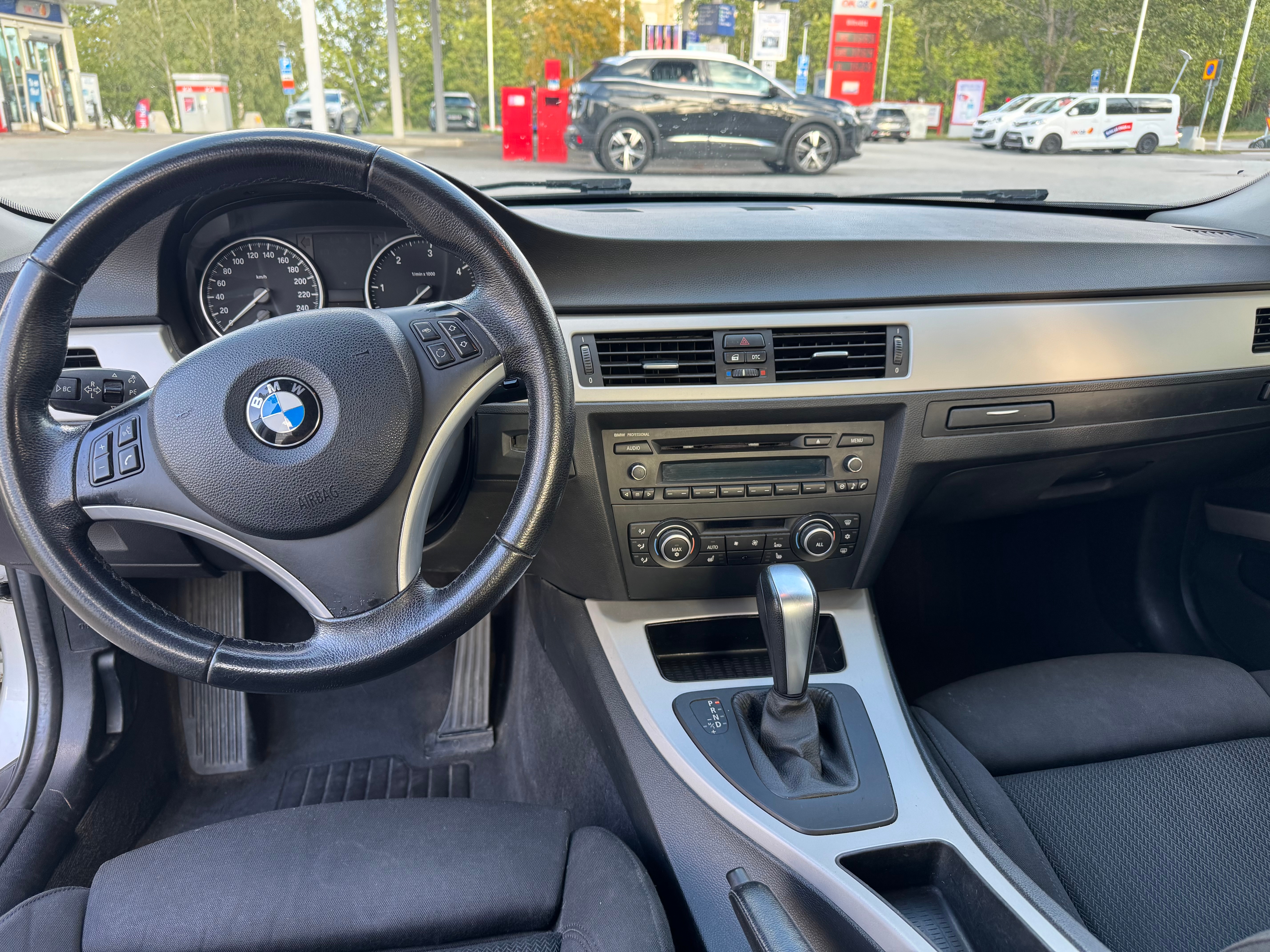 BMW 320 d Sedan Automatisk 2010, photo 5/7