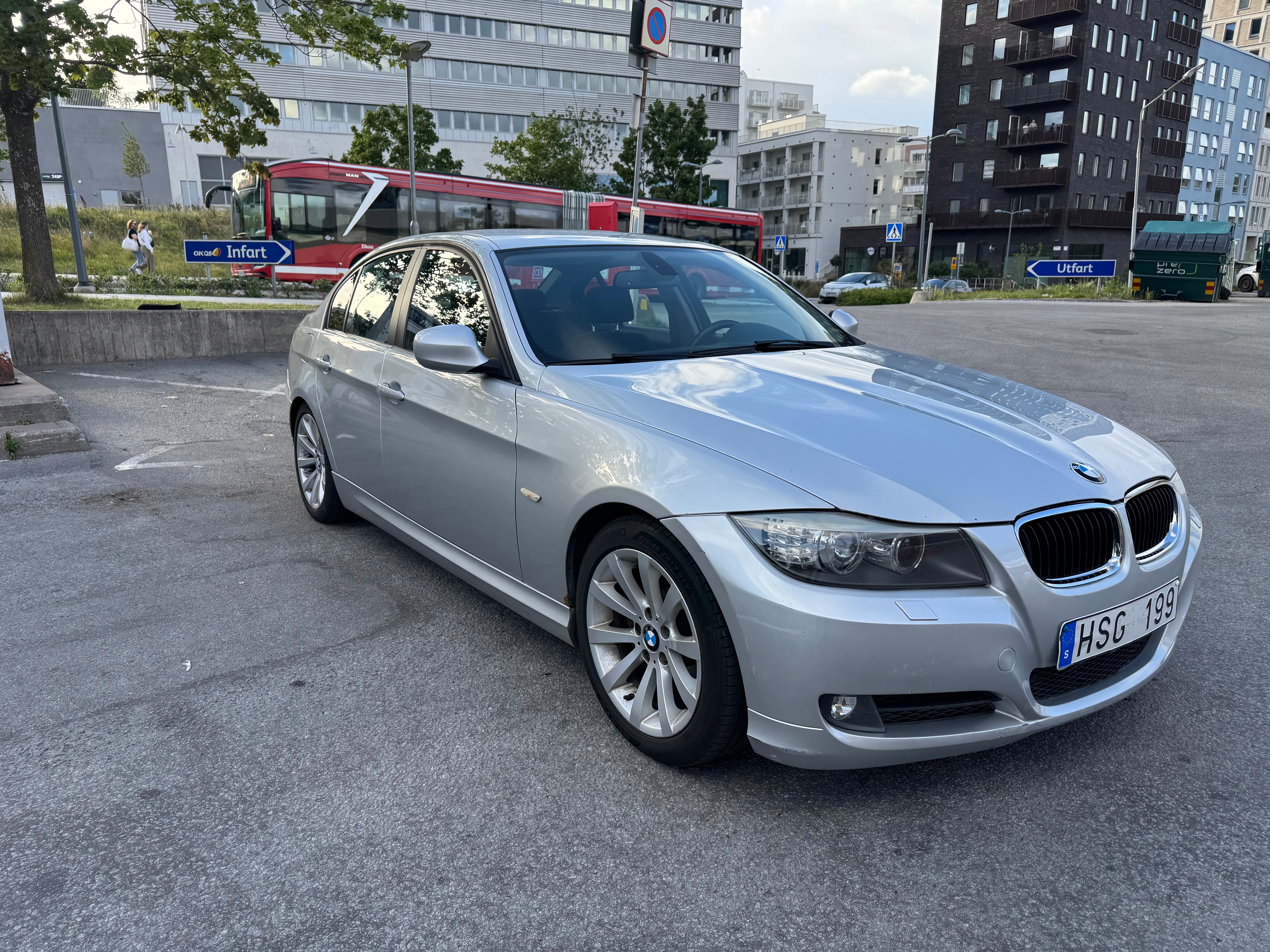 BMW 320 d Sedan Automatisk 2010, photo 2/7