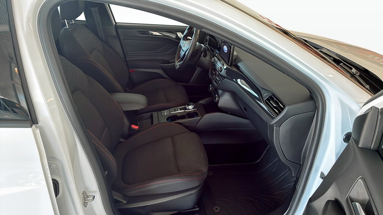 Ford Focus 2020, bild 3/11