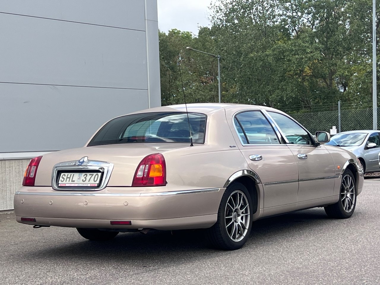 Lincoln Town Car 1998, kuva 3/10