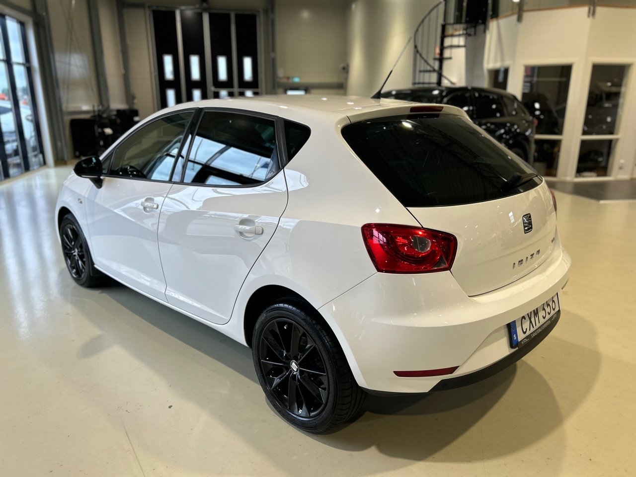 Seat Ibiza 1.2 TSI Style 90hk 2017, bild 4/10