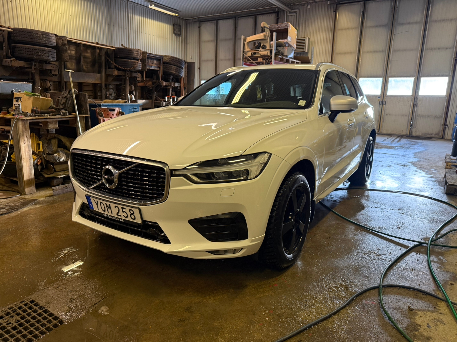 Volvo XC60 D5 AWD Geartronic 2018, bild 3/4