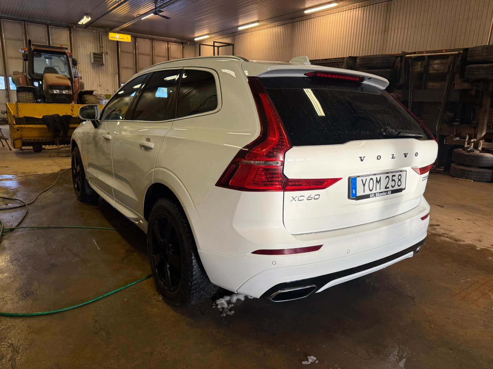 Volvo XC60 D5 AWD Geartronic 2018, bild 2/4