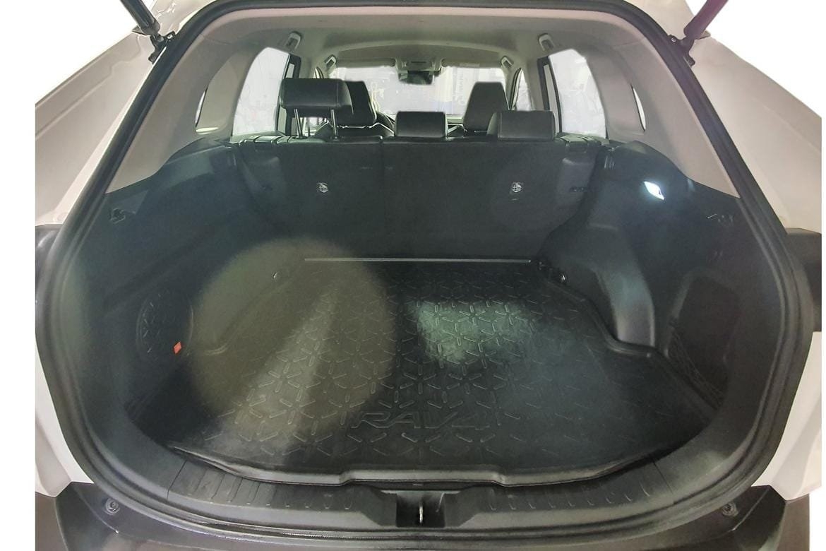 Toyota RAV4 2021, bild 5/10