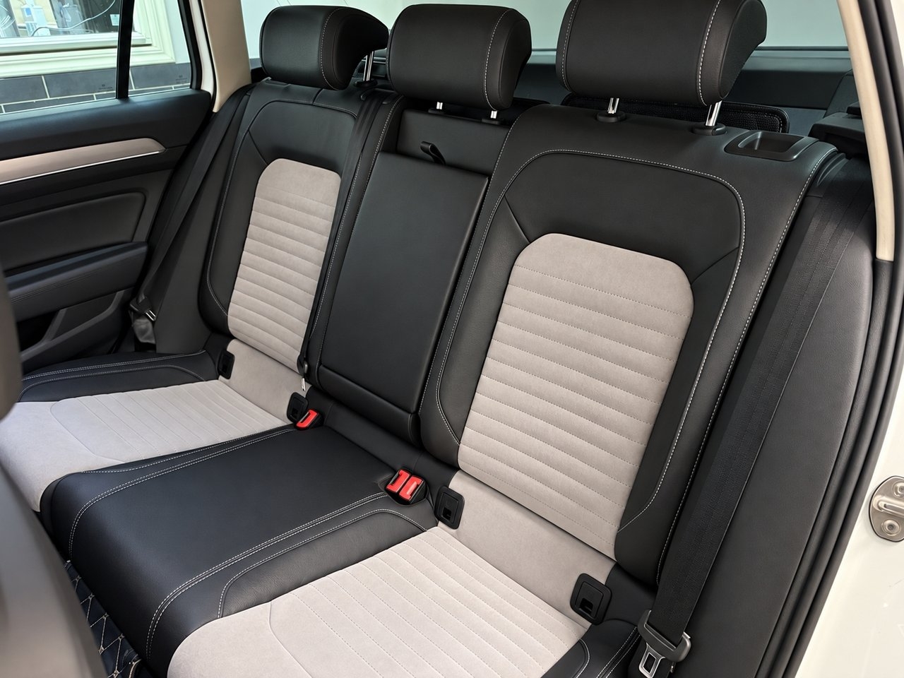 Volkswagen Passat 2016, bild 7/10