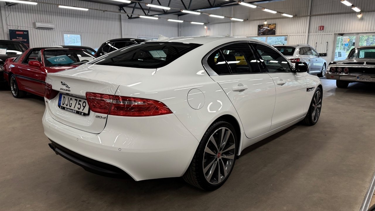 Jaguar XE 20d Euro 6 2016, kuva 4/10