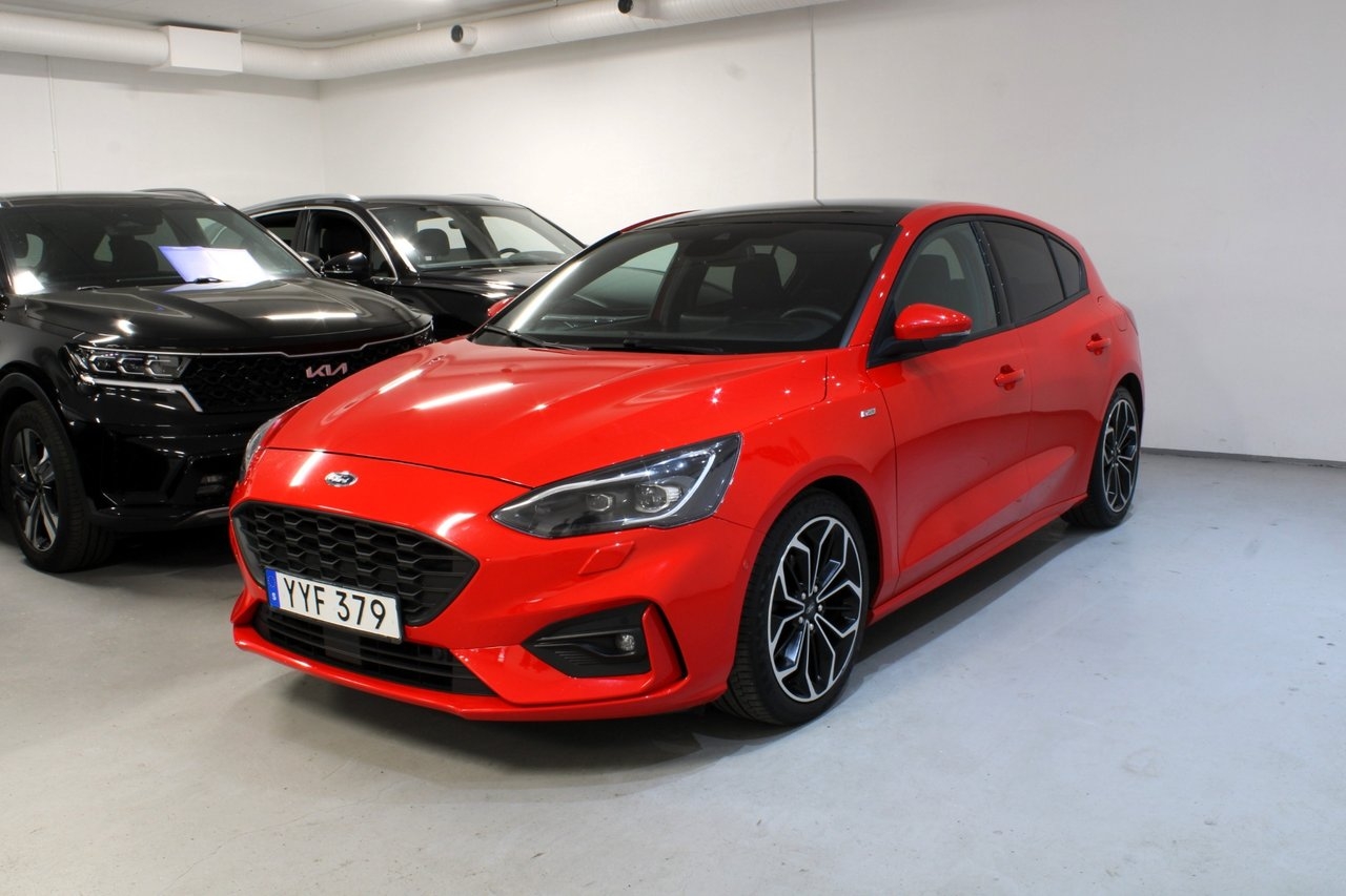 Ford Focus 2019, photo 2/10