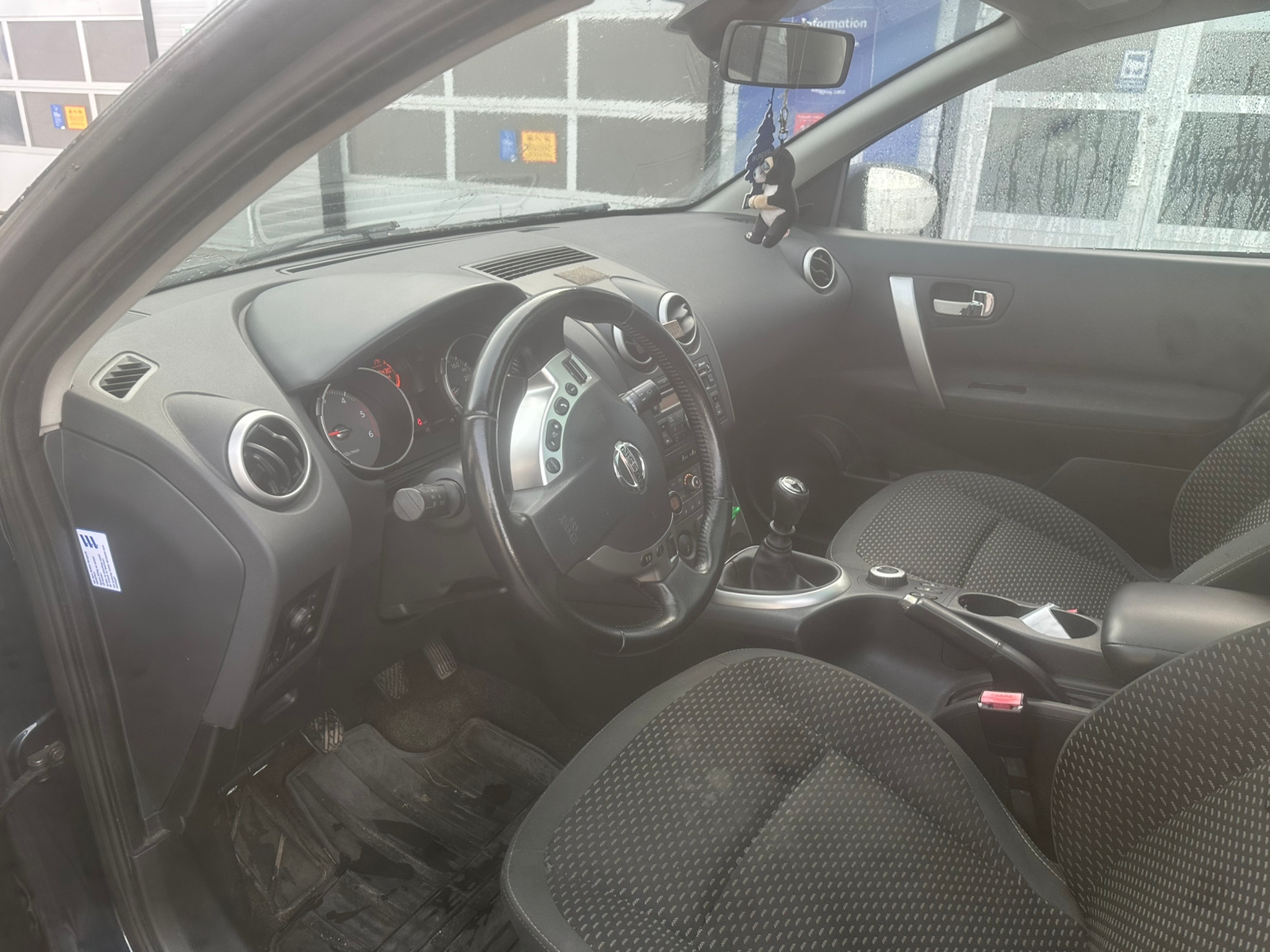 Nissan Qashqai+2 2.0 dCi DPF 4x4 Manuell 2009, bild 5/6