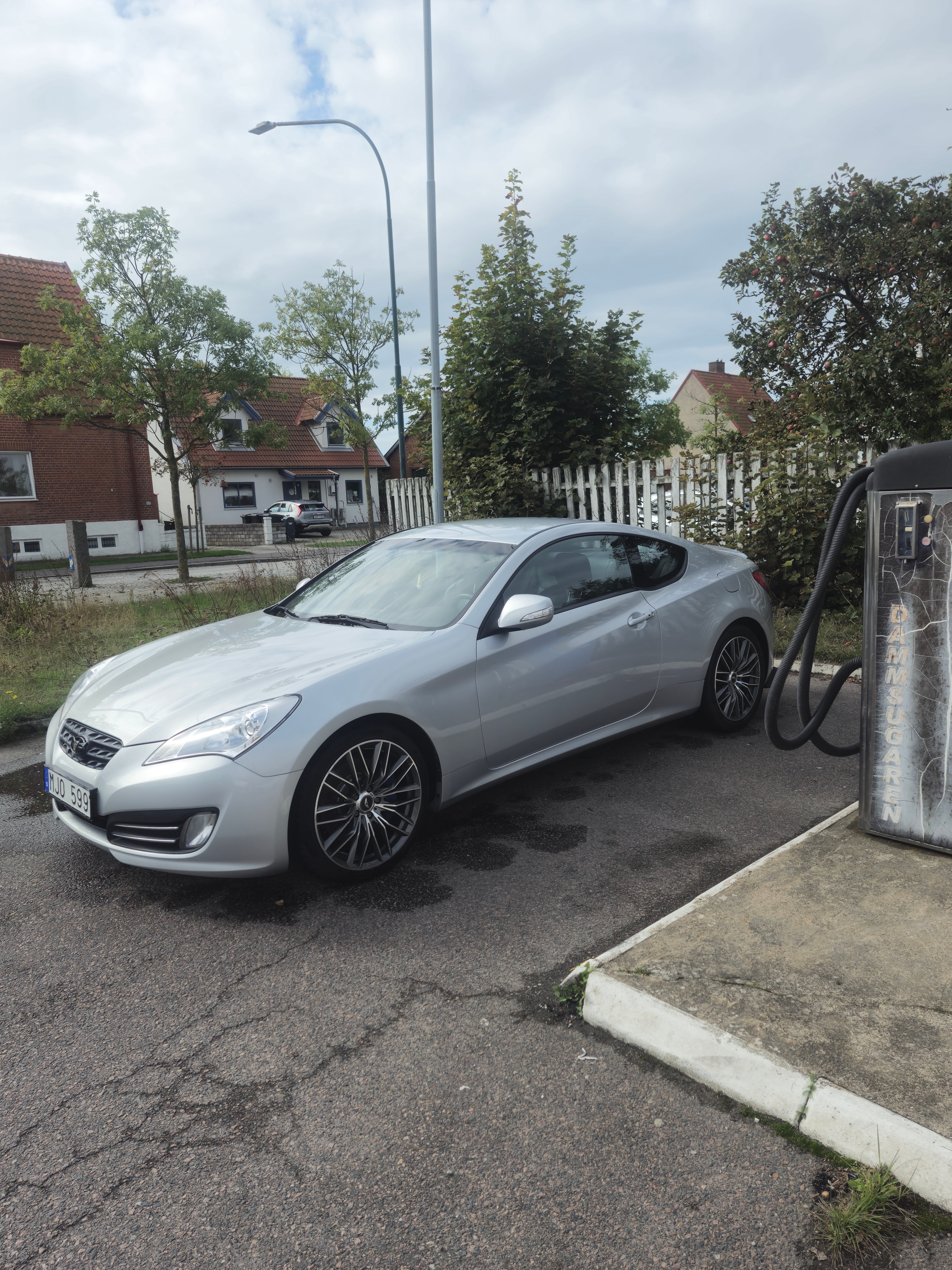 Hyundai Genesis 2011, bild 3/10