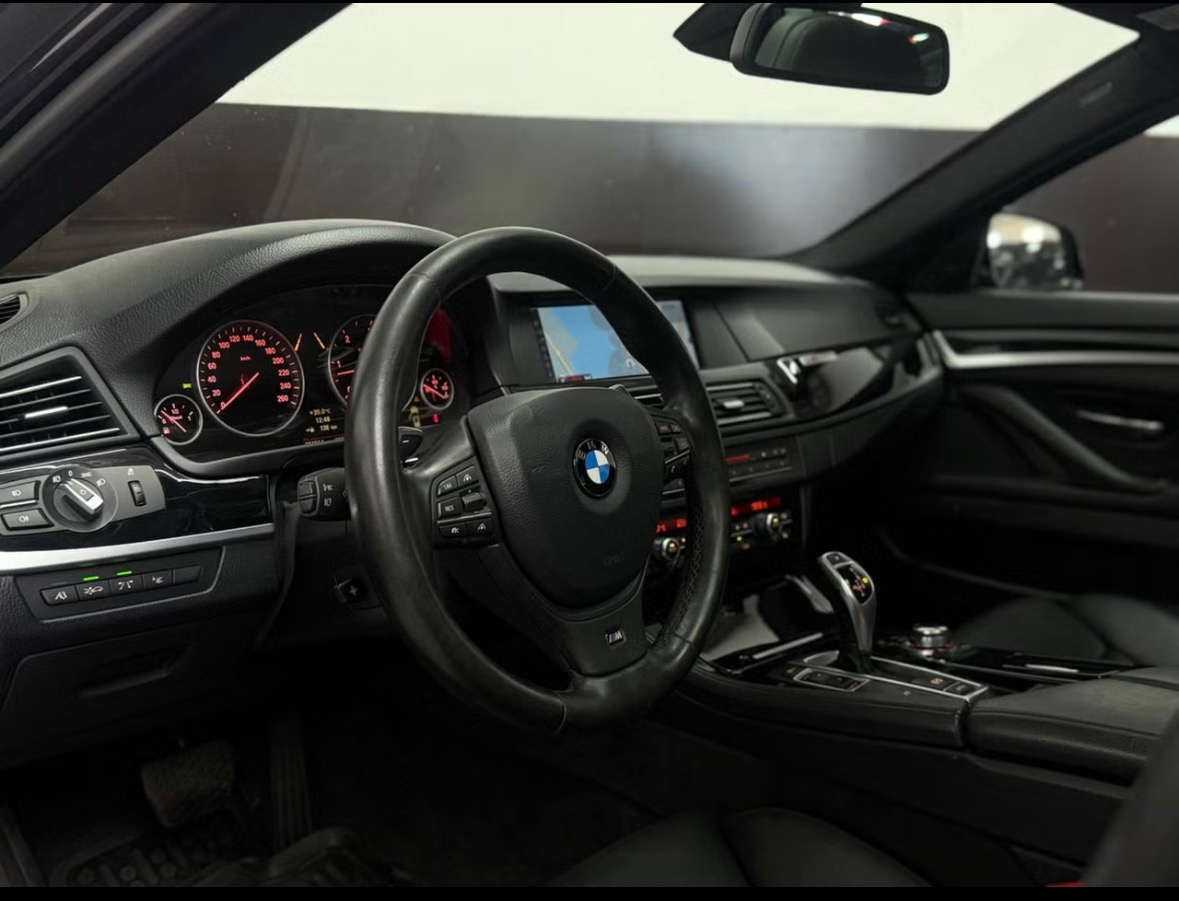 BMW 530 d Touring Steptronic 2011, bild 4/6