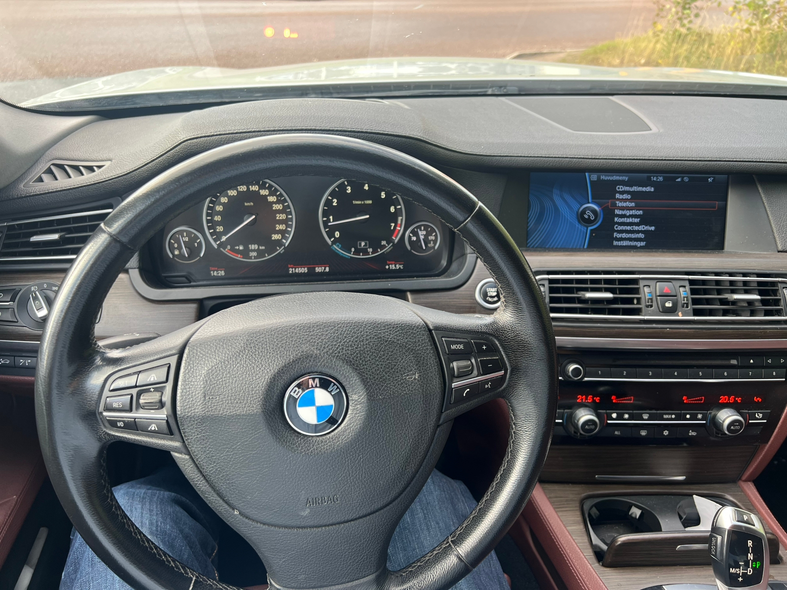 BMW 750 i Steptronic 2009, photo 5/10