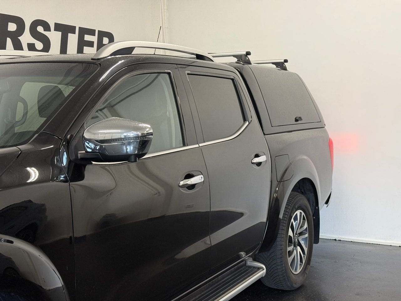 Nissan Navara 2017, bild 3/10