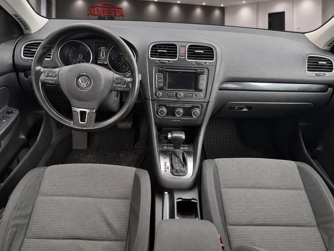 Volkswagen Golf 2011, photo 5/10
