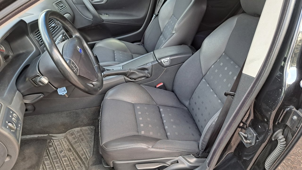 Volvo S60 2006, photo 7/9
