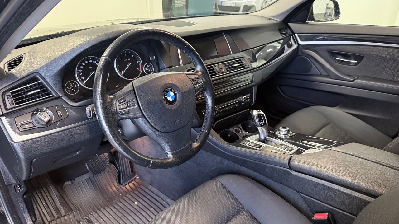 BMW 520 2016, bild 7/10