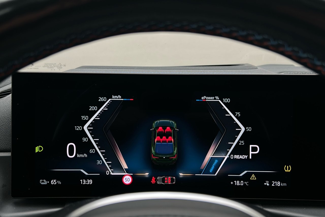 BMW i4 2023, photo 7/10
