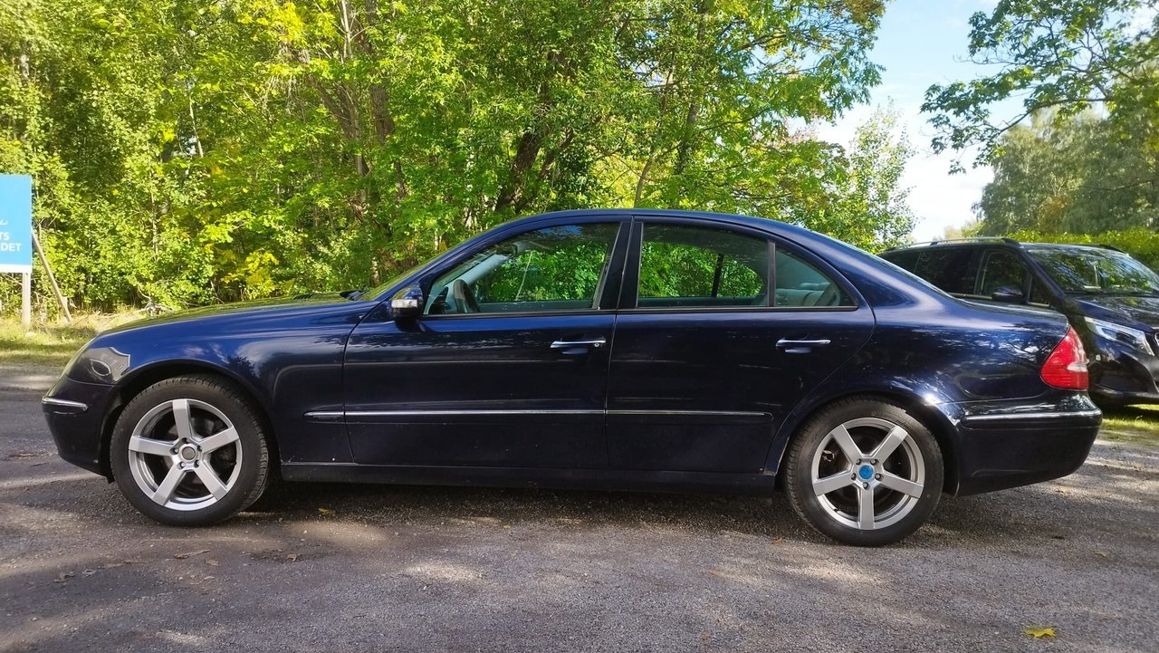 Mercedes-Benz E 2003, bild 4/10