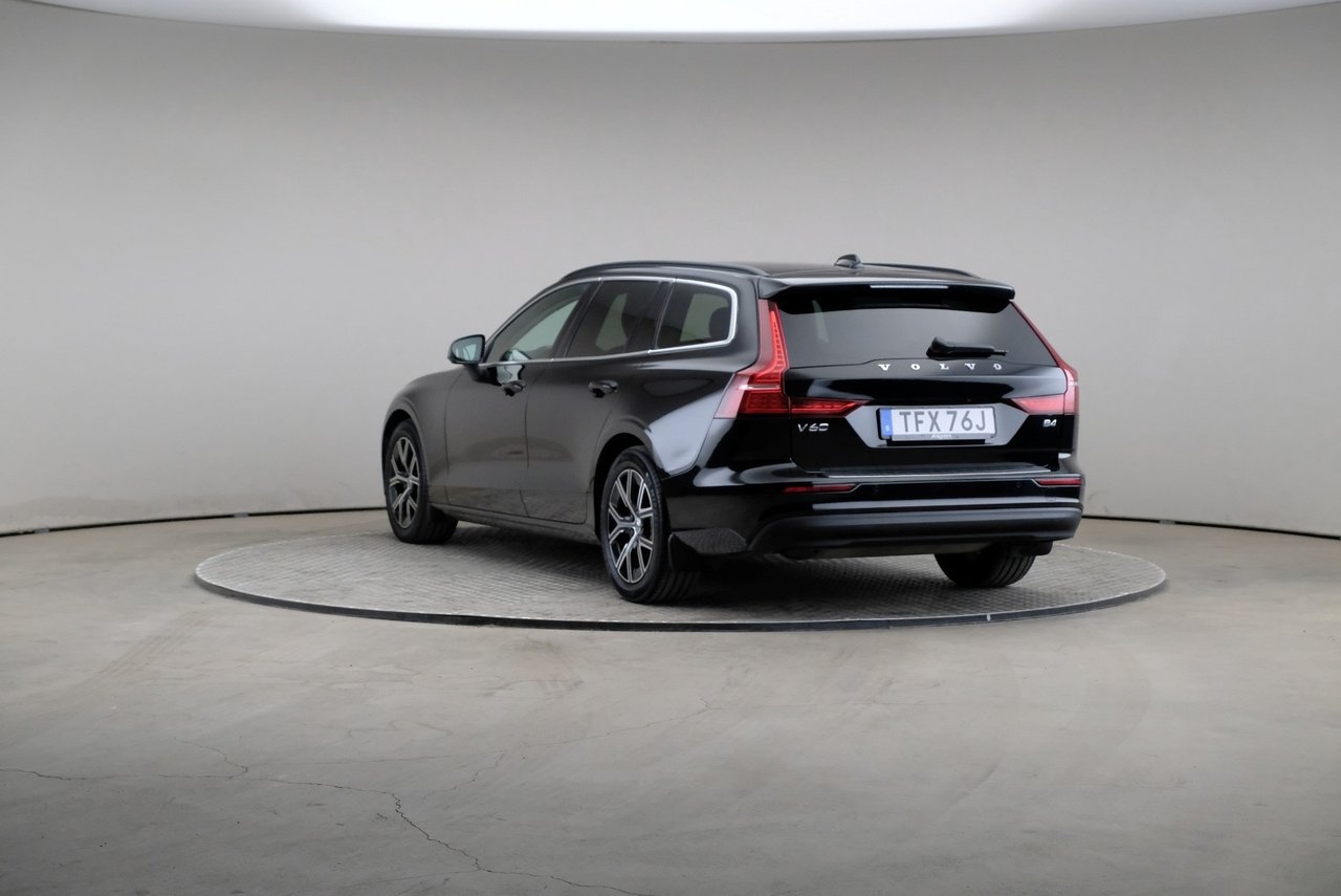 Volvo V60 B4 197hk Core Aut Klimat Drag 2023, bild 2/10