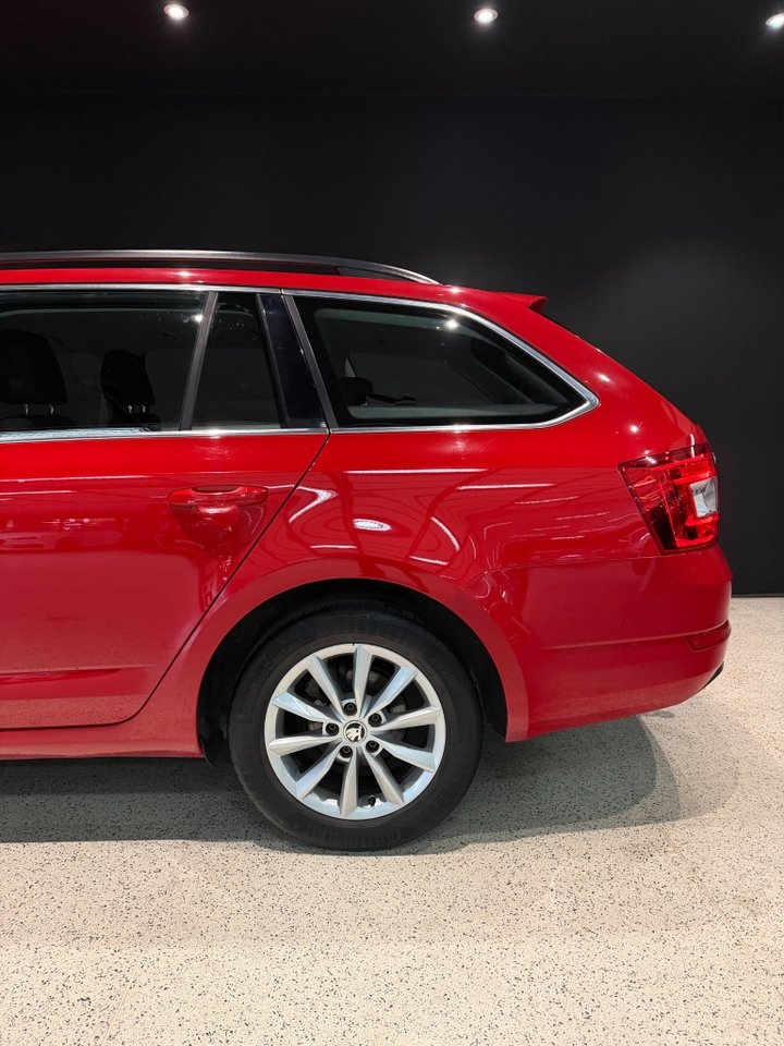 Skoda Octavia Kombi 1.0 TSI Ambition 2017, bild 4/10