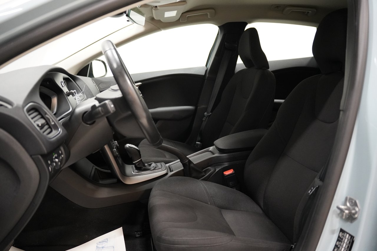 Volvo V40 Cross Country 2017, bild 7/10