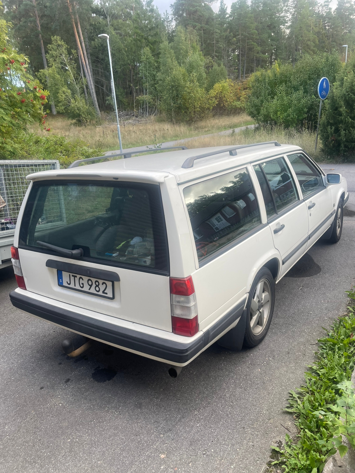 Volvo 940 Turbo Kombi 2.3 Manuell 1998, bild 3/4