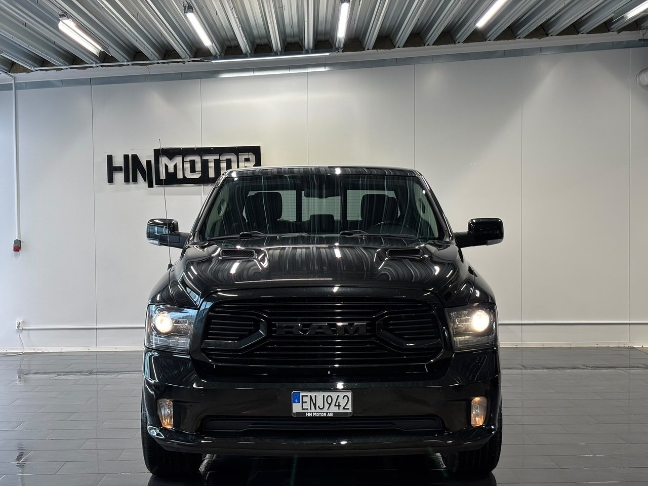 RAM 1500 Crew Cab 5.7 V8 HEMI 4x4 SPORT 2018, bild 4/10