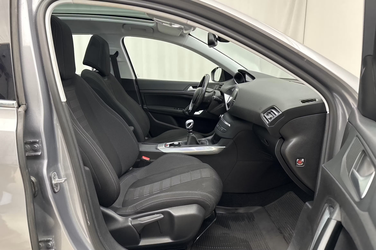 Peugeot 308 2015, bild 7/10