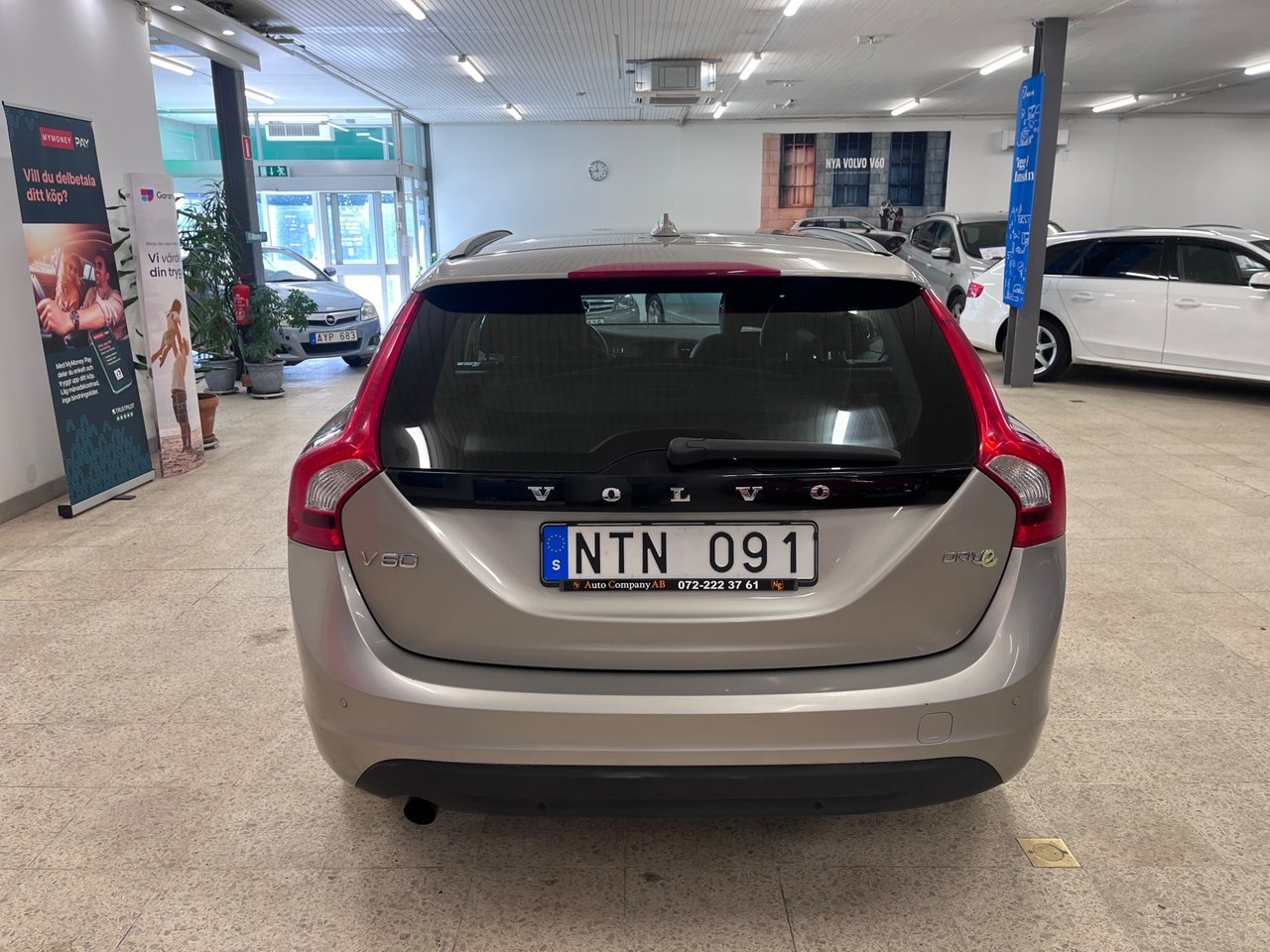Volvo V60 DRIVe Momentum 115hk 2012, bild 5/10