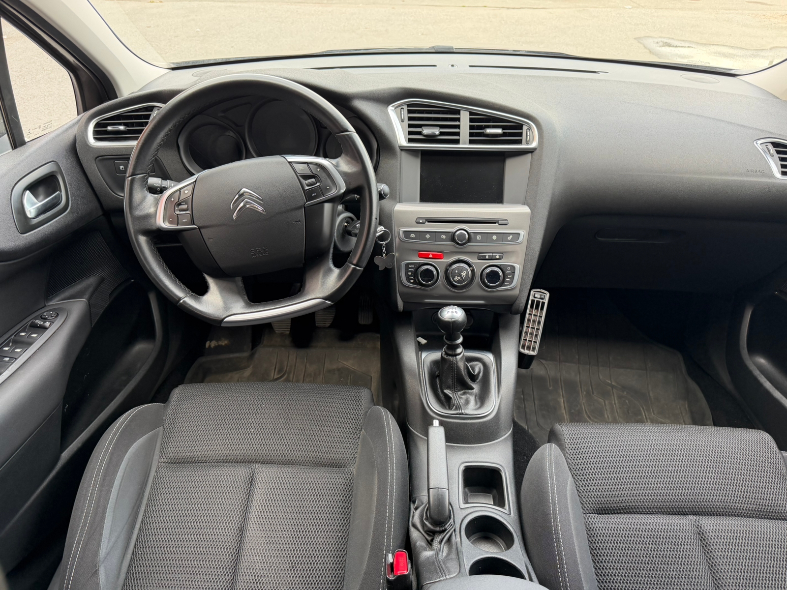Citroen C4 1.6 BlueHDi Manuell 2015, bild 5/6