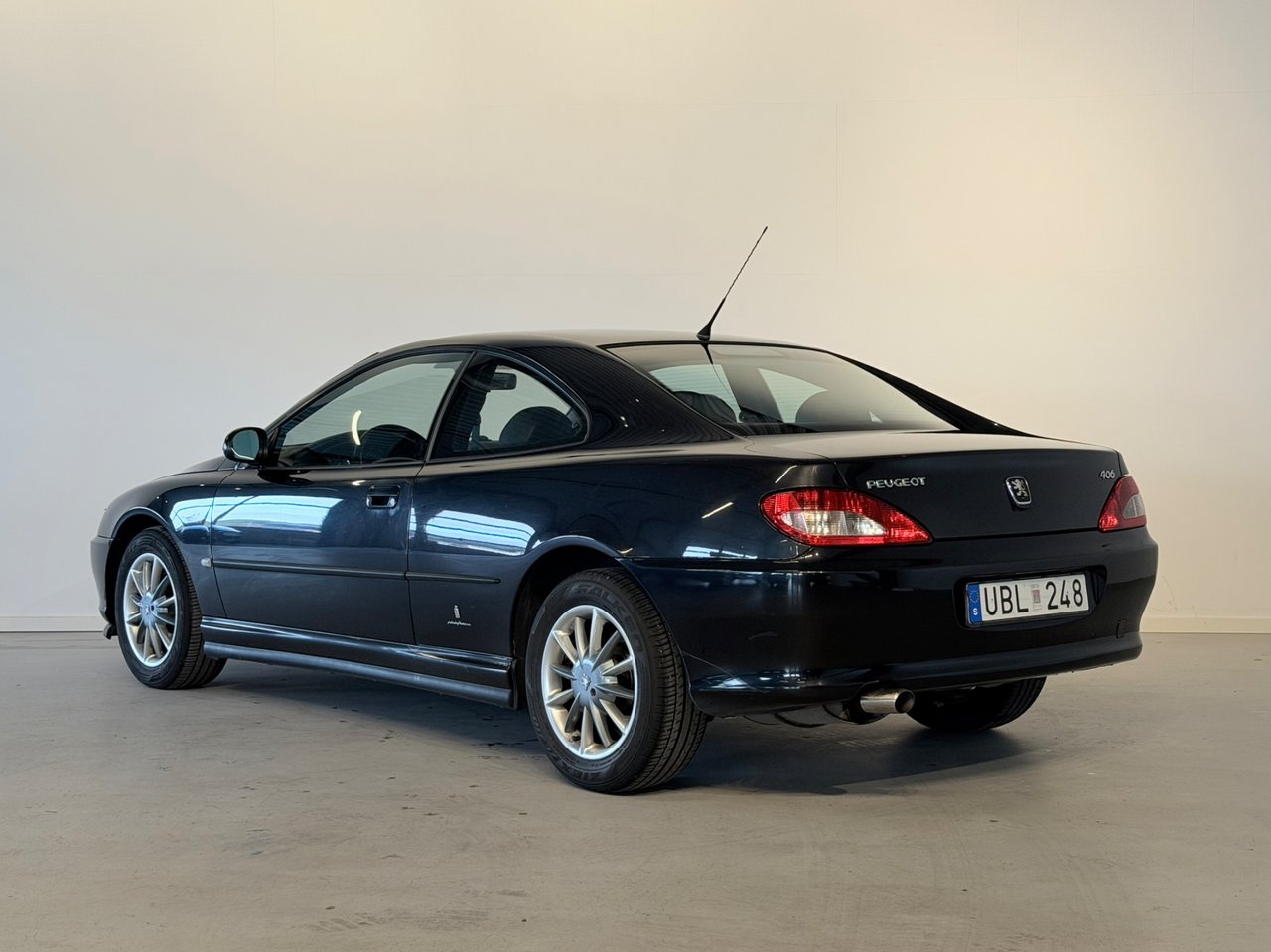 Peugeot 406 Coupé 3.0 V6 Manuell 2003, bild 4/10