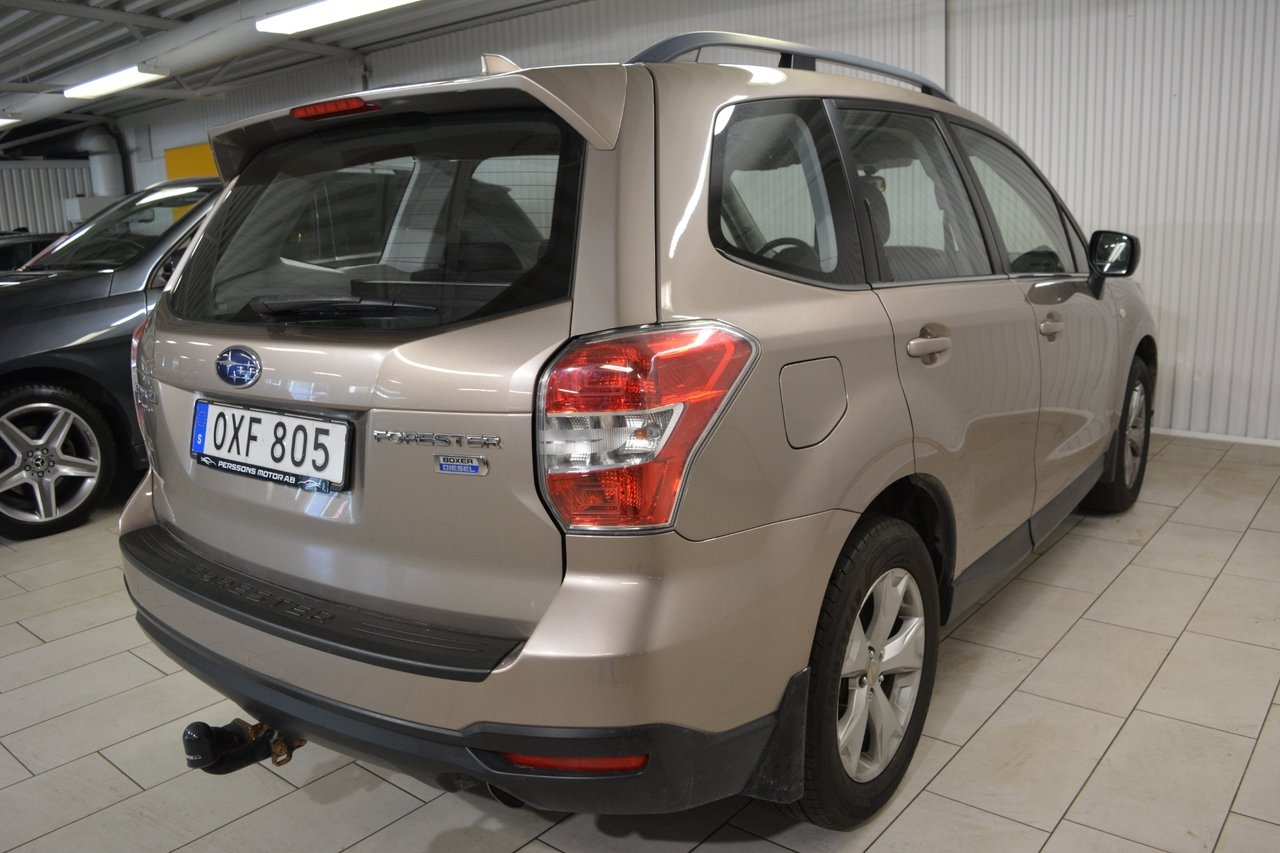 Subaru Forester 2015, photo 6/10