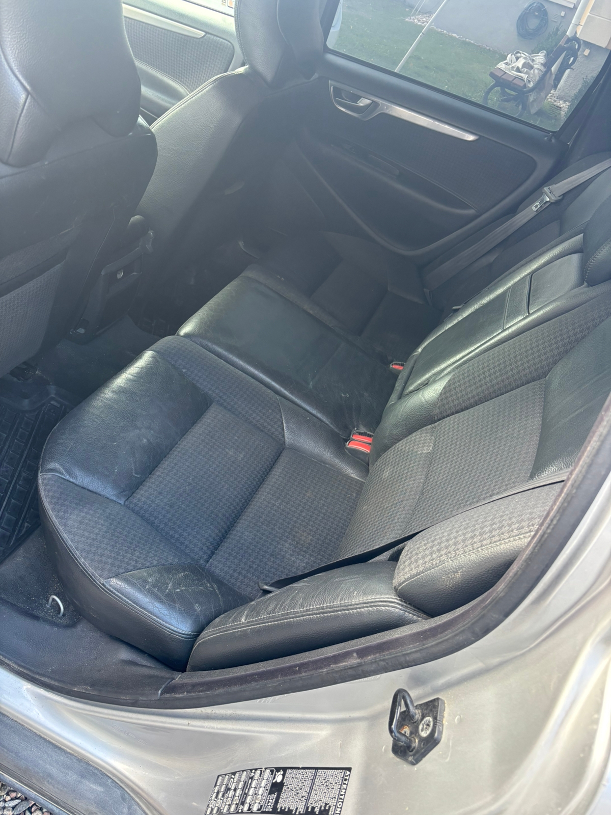 Volvo V70 2.4 Manuell 2004, bild 6/7